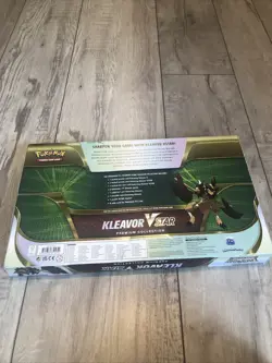 Pokémon TCG - Kleavor VSTAR Premium Collection FACTORY SEALED - Image 5