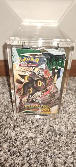 Pokemon Sword & Shield Evolving Skies Booster Box Sealed w/Acrylic Case - Image 3