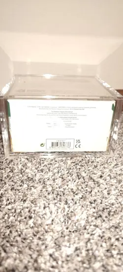 Pokemon Sword & Shield Evolving Skies Booster Box Sealed w/Acrylic Case - Image 9