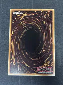 Yu-Gi-Oh! TCG Blue-Eyes White Dragon 1st Edition Ghost Rare GFP2-EN175 - Image 2