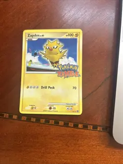 Zapdos 8/16 Pokemon Rumble Stamped Pokemon Card - Image 1
