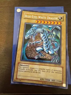 3 yugioh Blue eyes white dragon cards, 3 different artwork - Image 7