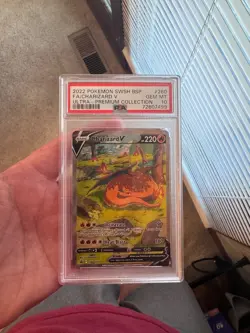 Charizard V SWSH260 SWSH: Sword & Shield Promo Cards Holo PSA 10 - Image 1