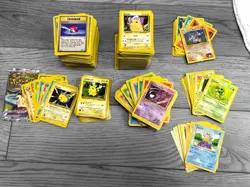 Bulk Collection Lot of 750+ Pokemon Cards Vintage 1999 WOTC (1st ed, shadowless) - Image 1