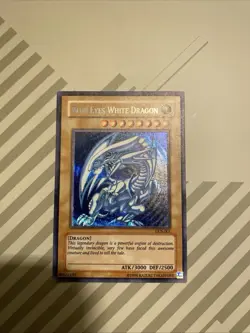 Blue-Eyes White Dragon (Dark Duel Stories) DDS-001 - Image 1