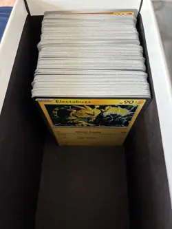 Pokemon TCG Scarlet & Violet 151 - Bulk Lot - Reverse Holo & Rares - 200+ cards - Image 1