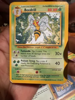 PokÃ©mon TCG Beedrill Card 17/102 Rare Unlimited Base Set - Image 1
