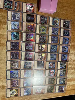 Yugioh Fiend Zombie Deck Lot 19 comes sleeved and deck box - Image 2