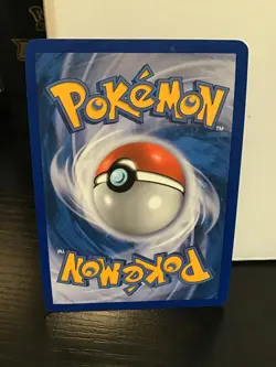 Venomoth 11/102 Pokemon Triumphant Rare Holo - Image 2