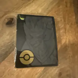 Pokemon TCG Zamazenta Sealed Card sleeves (65pcs) and Dividers (4pcs) - Image 3
