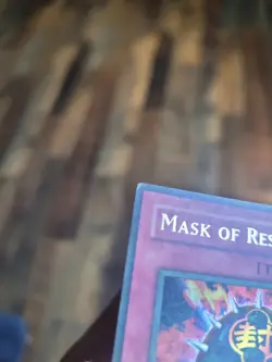 Yugioh Mask of Restrict LON-018 Ultra Rare Unlimited Lp - Image 5