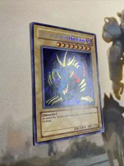 Yu-Gi-Oh Tri-Horned Dragon LOB-000 The Legend of Blue Eyes White Dragon LP - Image 3