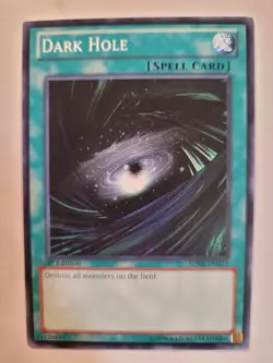 Dark Hole - SDRE-EN031 - Common - 1st Edition LP YuGiOh! - Image 1