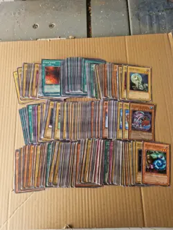 Old School Yugioh Mixed Bundle Vintage 1996 Mixed 400 Cards 2002 2010 Collection - Image 2