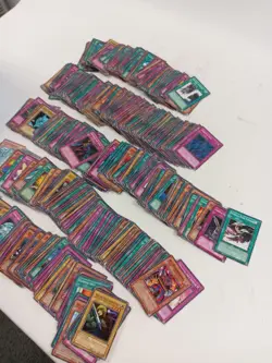 Large Bundle of 500+ Authentic Yu-Gi-Oh! Trading Cards Mixed Types - Image 8