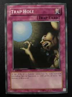 Yugioh Trap Hole LOB-058 1st Edition - Image 3