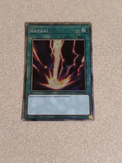 Yu-Gi-Oh! Raigeki RA03-EN083 Platinum Secret Rare - Image 6