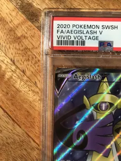 Pokemon Card Aegislash V 177/185 Holo Vivid Voltage PSA 10 GEM MINT - Image 4