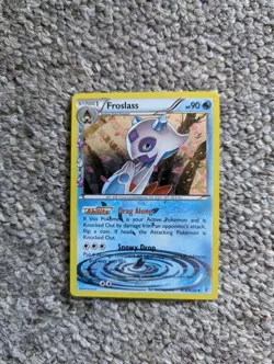 Froslass RC8/RC32 Holo XY Generations Radiant Collection Pokemon Card Foil - Image 3
