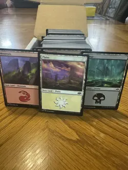 MTG Basic Lands - Foundations - Jumpstart 2025 - 250 (50 of each type) - Image 2