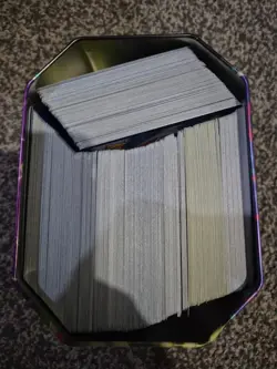 Tin of English Pokemon Cards - job lot - Bundle - bulk (roughly 500 Cards) - Image 3