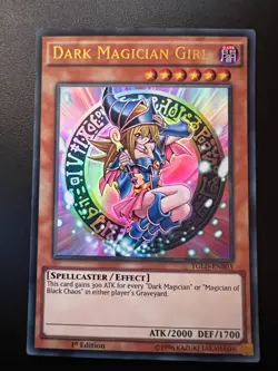 Dark Magician Girl YGLD-ENB03 Ultra Rare 1st Edition Near Mint Yugioh - Image 1