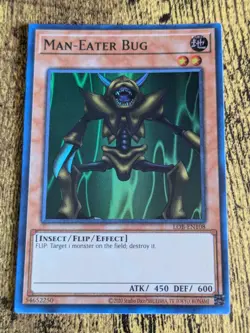Yugioh LOB-EN108 Man-Eater Bug super Rare 25th Anniversary - Image 1