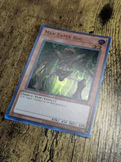 Yugioh LOB-EN108 Man-Eater Bug super Rare 25th Anniversary - Image 5