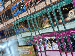 YuGiOh Aster Destiny Hero Fusion Deck & Secret Rare Collection + Free Game Mat - Image 13