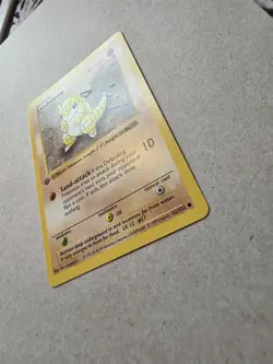 LP Pokemon Card - Sandshrew 1st Edition Base Set (Shadowless) 62/102 Common - Image 2