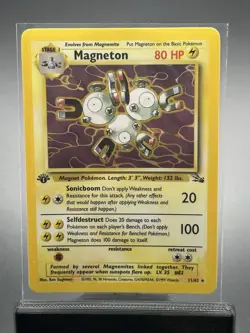 Magneton 1st Edition Holo Rare Fossil 11/62 Pokemon Card - Image 4
