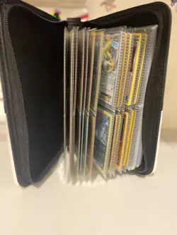 Pokémon Ultraball 400-Card Zipper Binder – Water-Resistant, 3-Ring, Double-Sided - Image 2