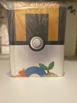 Pokémon Ultraball 400-Card Zipper Binder – Water-Resistant, 3-Ring, Double-Sided - Image 8