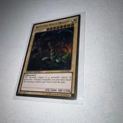 Blue-Eyes White Dragon GLD5-EN001 Ghost Rare Near Mint Yugioh  - Image 2