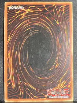 Yugioh Dark Magician SDY-006 Unlimited Ultra Rare Holo - Image 2