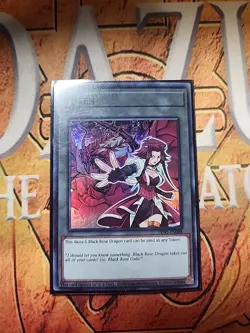 Akiza & Black Rose Dragon TKN5-EN008  Official Token Super Rare NM - Image 2