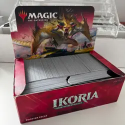 BOOSTER BOX W/ 800 Ikoria lair of behemoth MTG MAGIC THE GATHERING CARDS.  W/BOX - Image 3