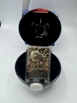Vintage 1999 Pokemon Poliwhirl 23K Gold Plated Trading Card Pokeball Set Nintend - Image 9