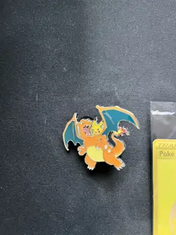 Pokémon Celebrations Gold Pikachu V/Gold Poke Ball/Pin/Coin NM - Image 6