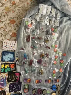 Pokemon TCG Playing Dice, Damage Counters, Pins & Coins And Dividers - Image 15