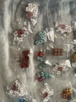 Pokemon TCG Playing Dice, Damage Counters, Pins & Coins And Dividers - Image 2