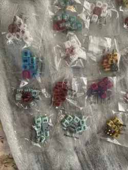 Pokemon TCG Playing Dice, Damage Counters, Pins & Coins And Dividers - Image 20