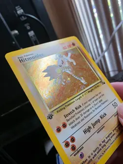 1999 Pokemon Fossil Hitmonlee 1st Edition Holo Rare 7/62 - Image 3