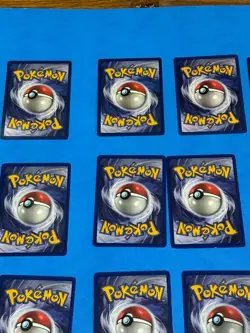 1st Edition Pokemon Card Lot Of 20- Jungle -common & uncommon - LP - 1 - HP - Image 11