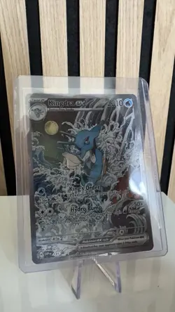 Pokémon Scarlet & Violet Kingdra ex SVP131 Illustration Rare Black Star Promo - Image 6