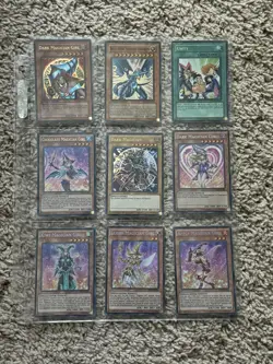 Yugioh 10 Card Lots! Holo Cards, Blue Eyes, Dark Magician, and more! - Image 26