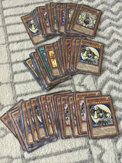 1,975+ Yu-gi-oh Cards. Hundreds of 1st Edition, Tons Of shiny Cards, Rare, 1996 - Image 7