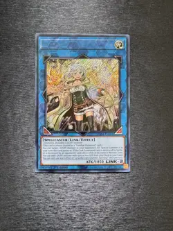 YuGiOh! Lyna The Light Charmer, Lustrous RA04 - Misprint No Name No Imprint - Image 1