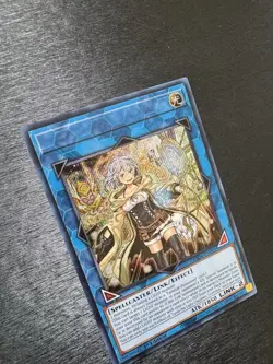 YuGiOh! Lyna The Light Charmer, Lustrous RA04 - Misprint No Name No Imprint - Image 4
