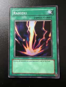Raigeki LOB-EN053 Super Rare Original EN Print Light Play+ Yugioh - Image 1
